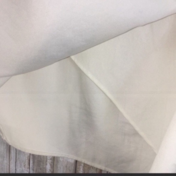 Tobi White Unlined Skirt - Picture 2 of 5